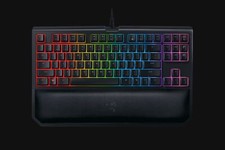 Razer BlackWidow TE Chroma V2 Tastiera da Gioco Giallo Interruttori RGB US