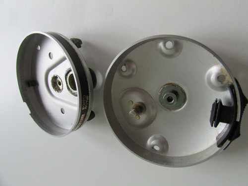 abu garcia 6500-C3 side plates. - Picture 11 of 12