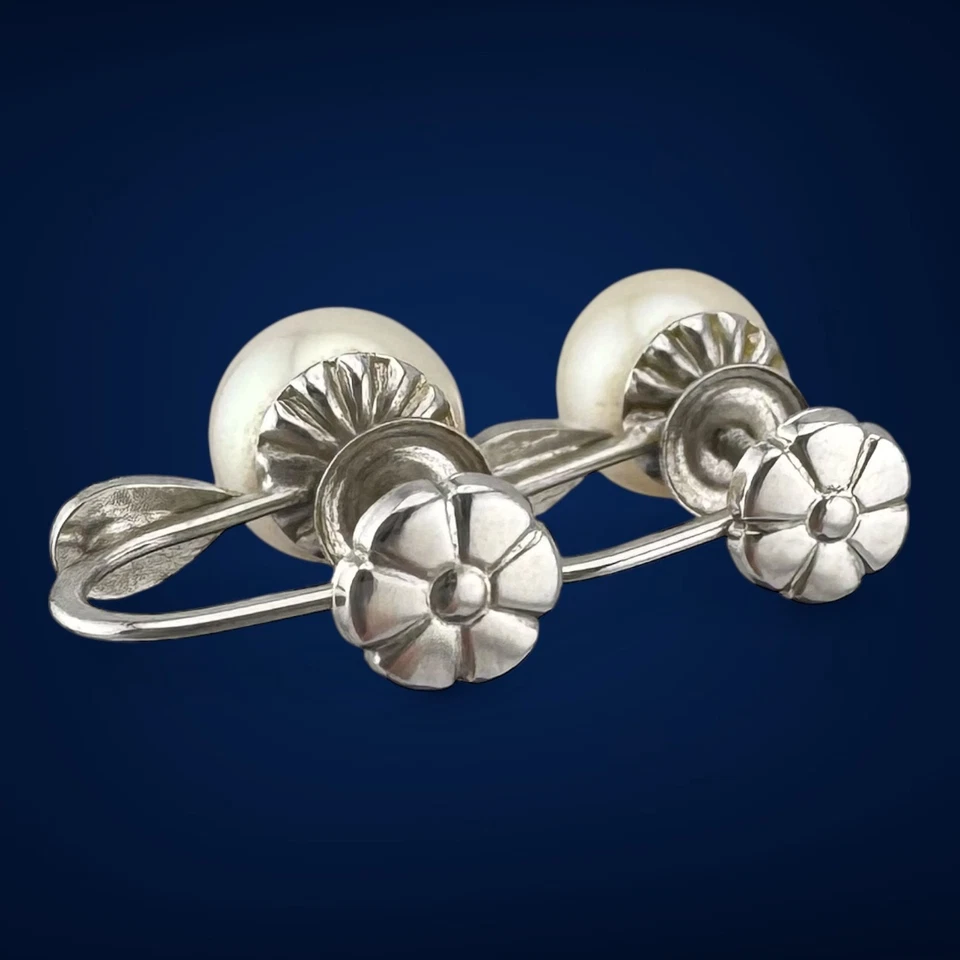 Vintage 14K White Gold Pearl & Diamond Screw Back Earrings 7.3mm 2.1g - Image 3 of 4