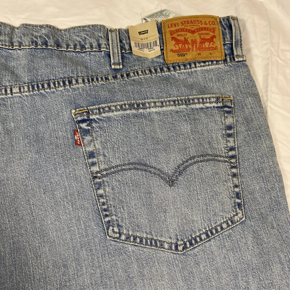 Levi’s 559 men's relaxed straight fit big & tall denim jeans in a size 56x30 - Image 3 of 4