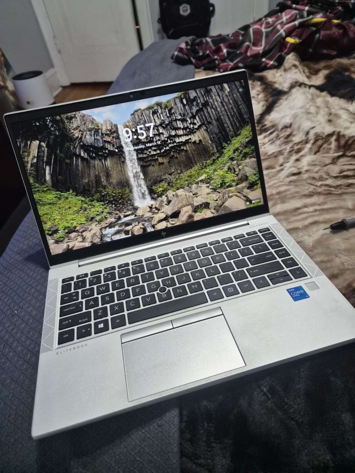 HP EliteBook 840 G8, 14-Inch Laptop, with i5-1145G7, 512 GB NVMe (Non-Volatile Memory Express), Windows 11 Pro