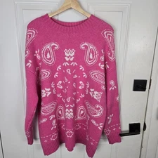 American Eagle Sweater Women Small Oversized Pink Paisley Plush Chunky Bandana