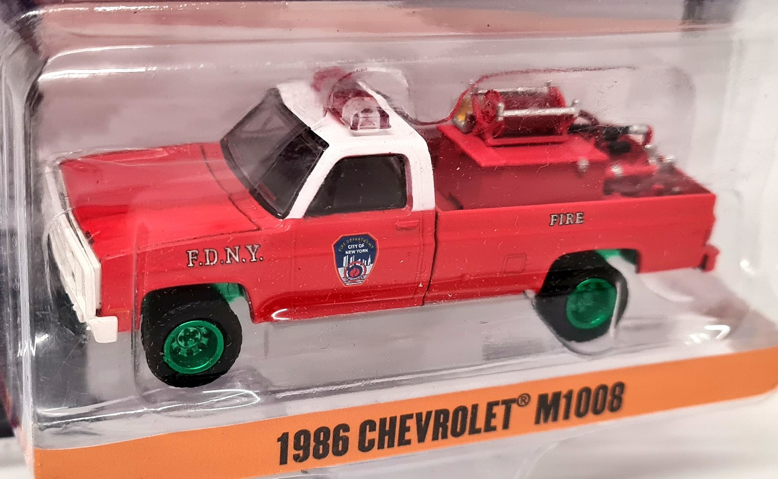 Greenlight 1/64 Chevrolet M1008 1986 FDNY New York Fire Dept CHASE Model Car