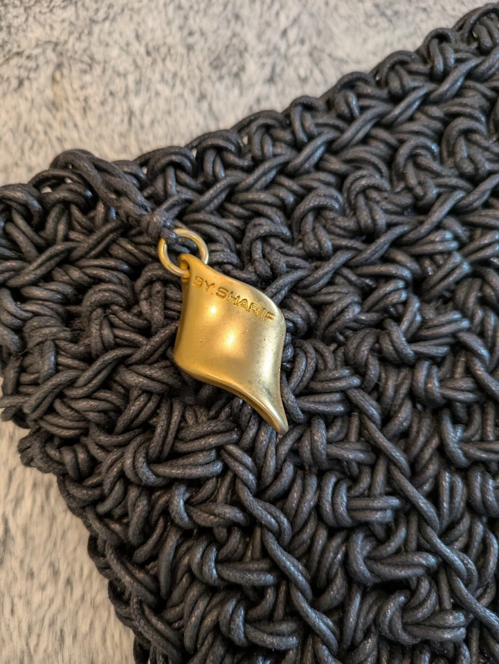Bolso de Hombro De Colección Americana by Sharif Hecho a Mano Tejido Trenzado Negro Dorado Cremallera Superior Foto 4 de 4