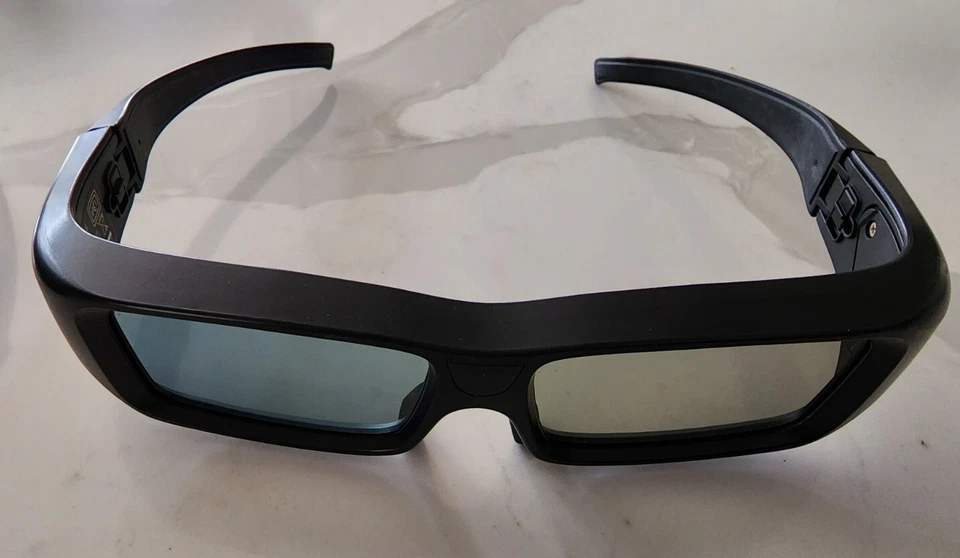 EPSON 3D GLASSES (ACTIVE, IR)- ELPGS01  1 Unit  glasses . Excellent  used once . - Image 4 of 4