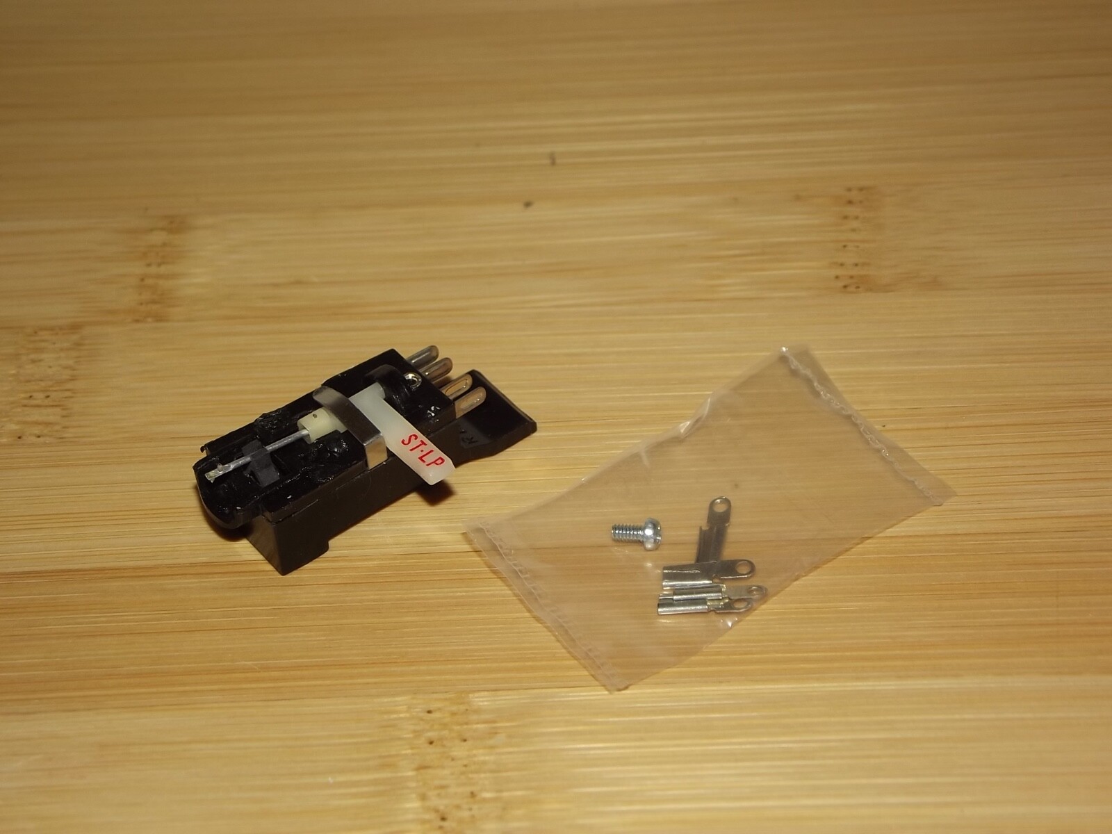 Original Japan-Made EG-3013 Turntable Cartridge with Stylus-image