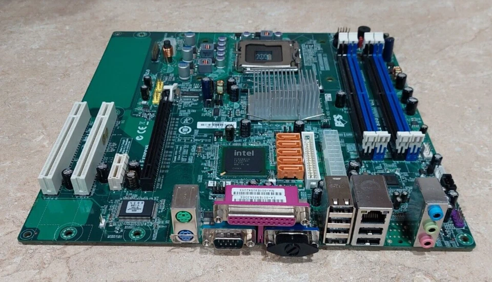 Gateway E-4620 Q35T-GB Desktop Motherboard 4006237R BTX W/VPRO V1.1 DDR2 800 - Image 3 of 4
