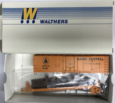 HO Walthers Kit 932-3223 Maine Central AAR Plug-Door Box Car "Pine Tree Route"