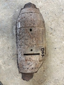 Scrap (BXX)  Converter / Full / Parts Only -JUNK