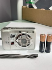 Nikon COOLPIX L19 8.0MP Digital Camera - Silver