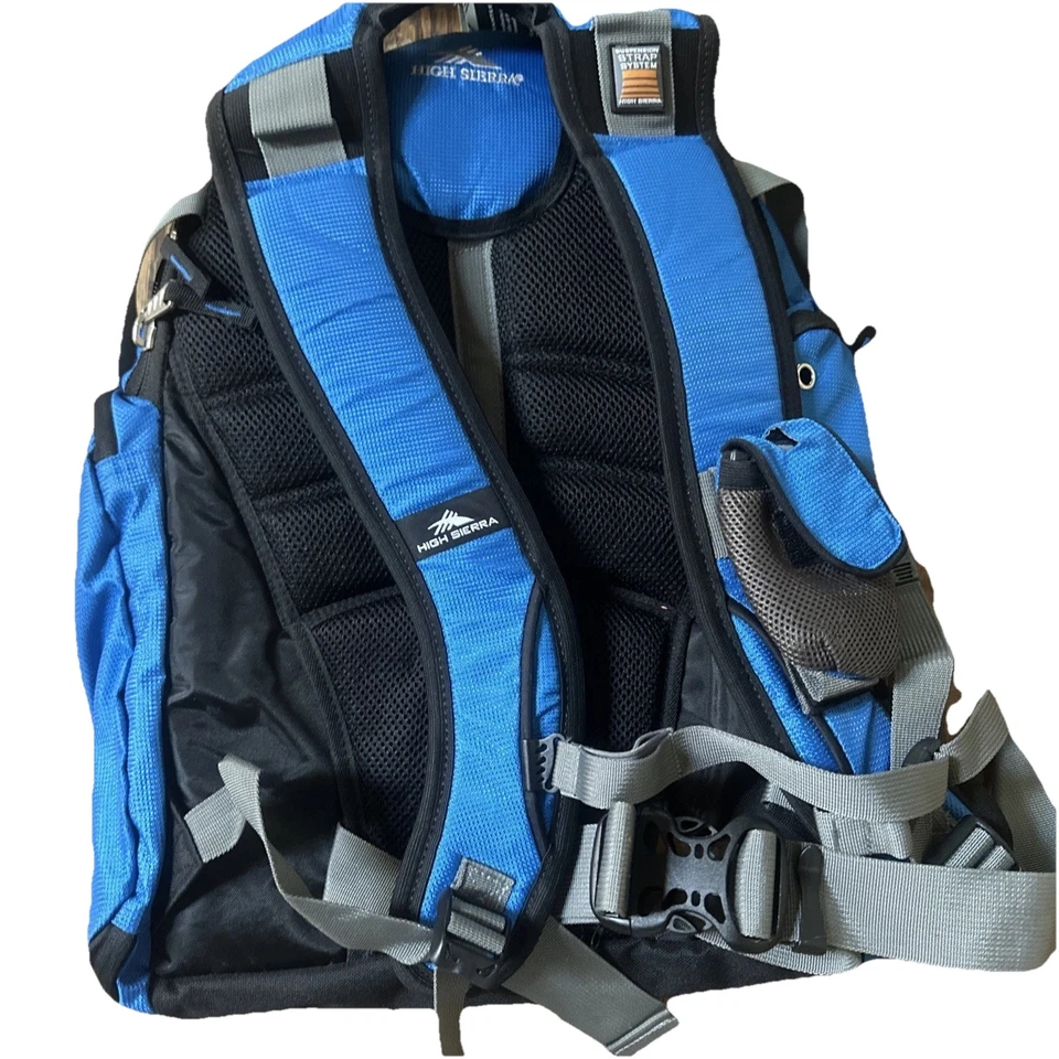 Mochila High Sierra nueva con etiquetas Foto 3 de 4