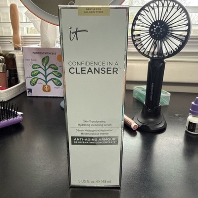 IT Cosmetics Confidence Cleanser - 5oz Ceramides + Hyaluronic acid