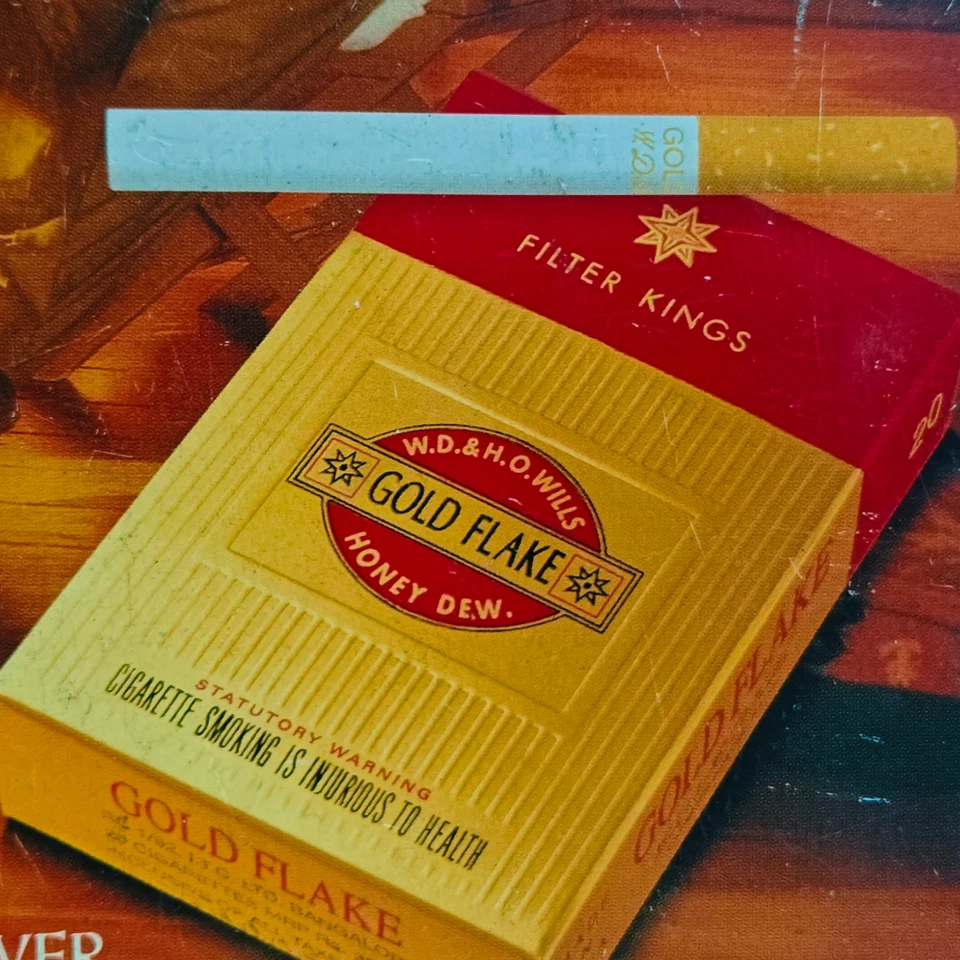 Vintage Old Antique Gold Flake Cigarette Ad. Litho Tin Sign Board , Collectible - Image 4 of 4