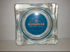 WANDLYN MOTOR INNS GLASS ASHTRAY, 4-1/4" x 4-1/4"