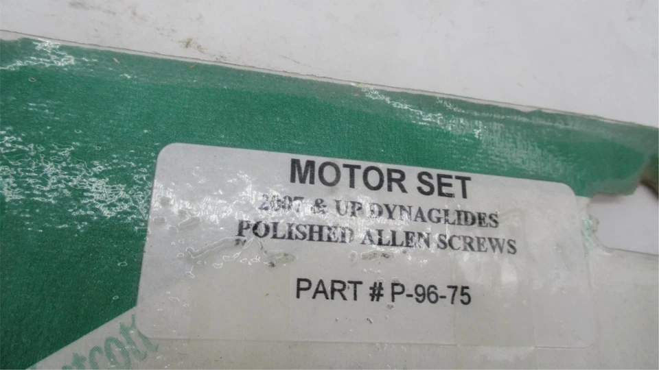 Juego de motores de cromo pulido Harley Dyna Gardner Westcott tornillos Allen P-96-75 Foto 3 de 4