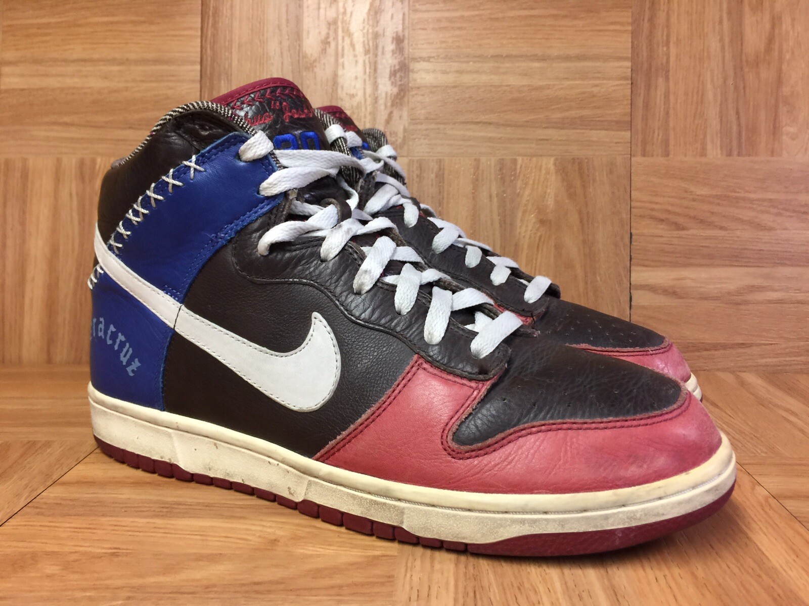 gibson nike dunks