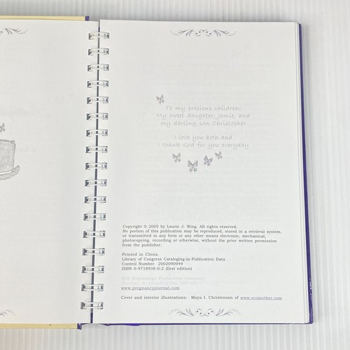 Butterflies & Hiccups Guided Pregnancy Journal for Mom Hardcover - Imagen 7 de 12