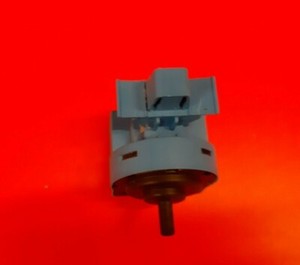 Waschmaschine HOTPOINT HE8L 493G UK Druckschalter