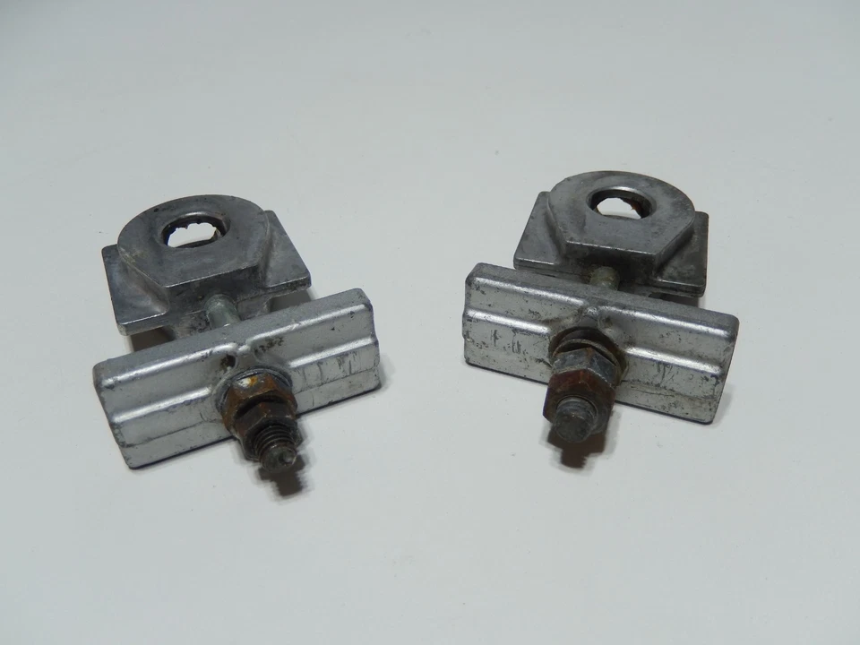 Ajustador de tensión de cadena de transmisión Kawasaki KLR 650 1987-2007 Foto 2 de 4