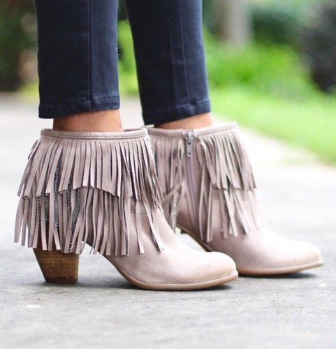 New Not Rated Auriga Ankle Fringe Bootie Boots Taupe Tan Beige Spring NWT ~ 10