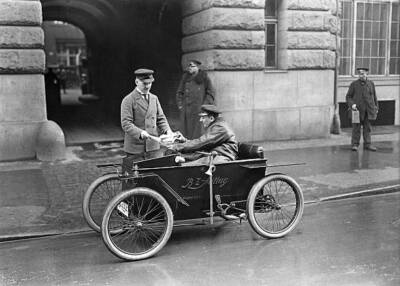 Germany Prussia Berlin Berlin Inventions / Technical Progress A 1920 Old Photo 2