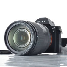 Sony a7 ILCE-7 + FE 24-240mm F3.5-6.3 OSS kit obiettivo ottimo