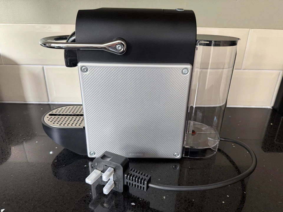 Nespresso Pixie, photo 4 of 5
