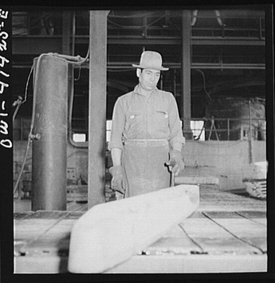 Texas. Phelps Dodge refining company. Trimming bars of pure copper, El Paso