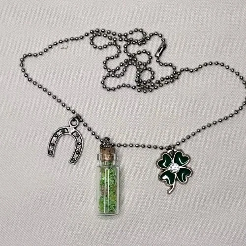 VETEMENTS Collana bigiotteria costume "Lucky Charm" maglia sfera tono argento 13" ? ? bottiglia