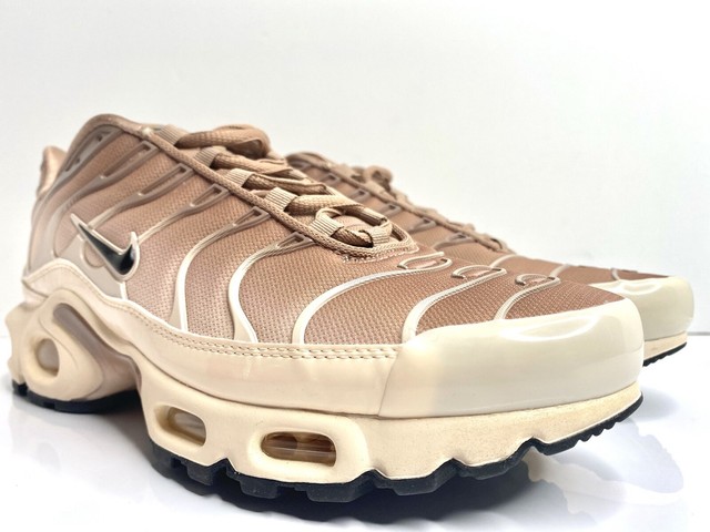 tan and black air max plus