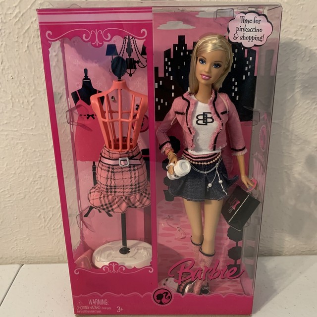 Barbie Doll Color Your World Pink Gift Set 2008 Mattel N5714 for sale ...