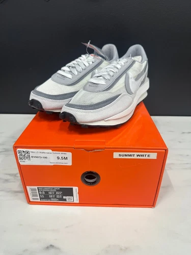 Size 9.5 - Nike sacai x LDWaffle Summit White