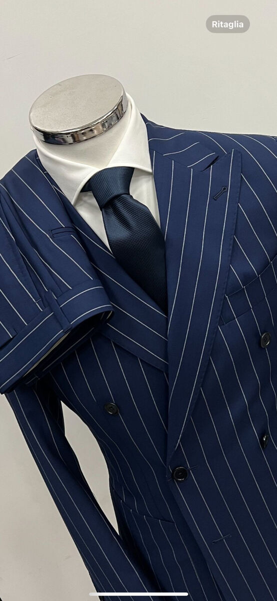 Blue pinstripe Cerruti 1881 double breasted super 150 wool Blue pinstripe Cerruti 1881 double breasted super 150 wool