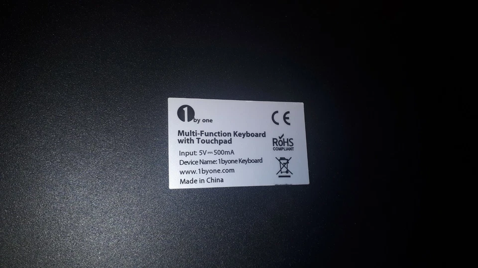 1 BY ONE Bluetooth Tastatur mit Touchpad, Tablet Tastatur, Layout: Deutsch - Bild 3 von 3
