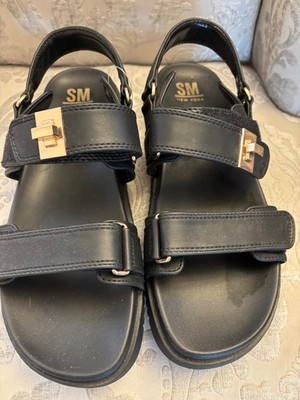 New SM New York Women s Black/ Gold Hardware Mona Double Strap Sandal Size 10