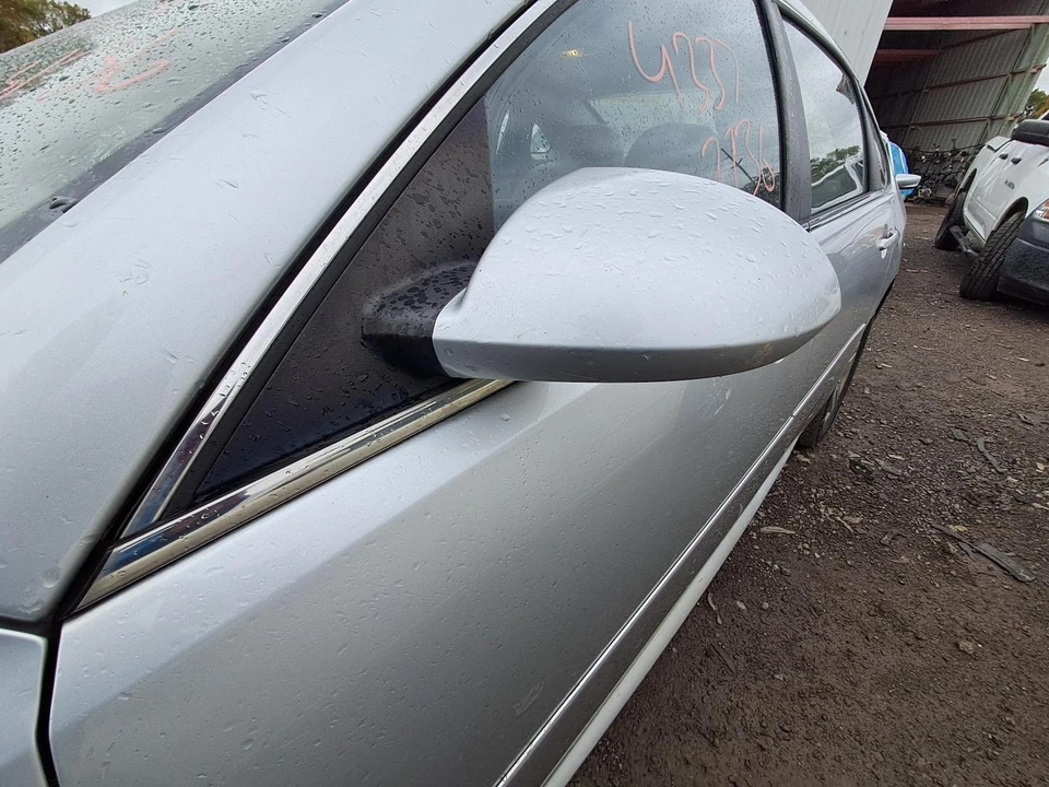 Espejo retrovisor de puerta izquierdo usado se adapta a: Chevrolet Impala Power 2012 sin grano térmico opcional DG7 Foto 3 de 4