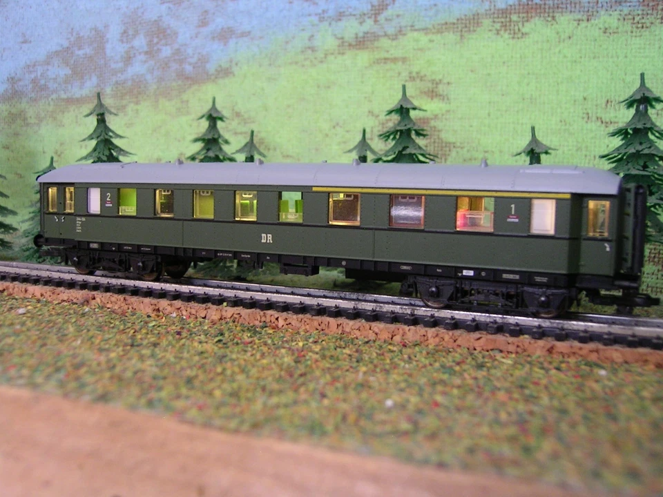 Innenbeleuchtung für Eilzugwagen Tillig; BTTB/Zeuke