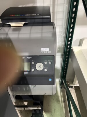 Canon iPF8300 imagePROGRAF 44'' Inkjet Printer-$REDUCED$- FOR REPAIR/PARTS ONLY