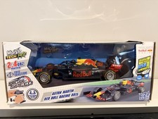 Aston Martin Maisto Tech Red Bull F1 Racing Car 1:24 Scale Age 8+ USB New Sealed
