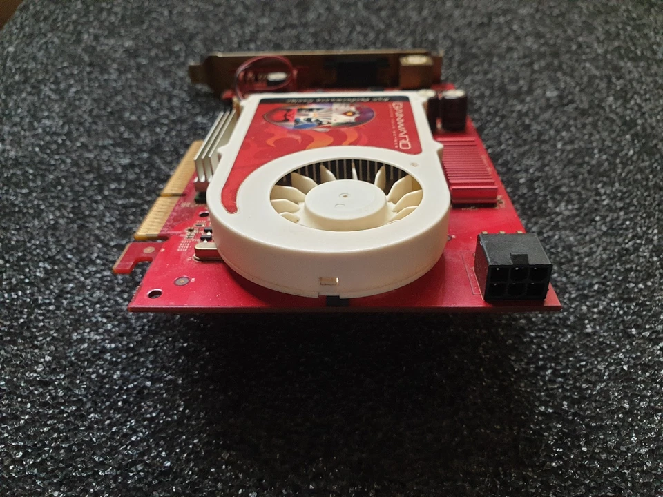 Graphic Card AGP GAINWARD GeForce 7600GS 256MB - Tested & Working! - Image 3 of 4