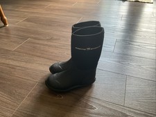 Arctic Shield Winter Boots Big Kid  s Size 1 Black Pre-Owned