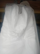 David Bridal Size 12 Style WG3408 Color White White Veil Included