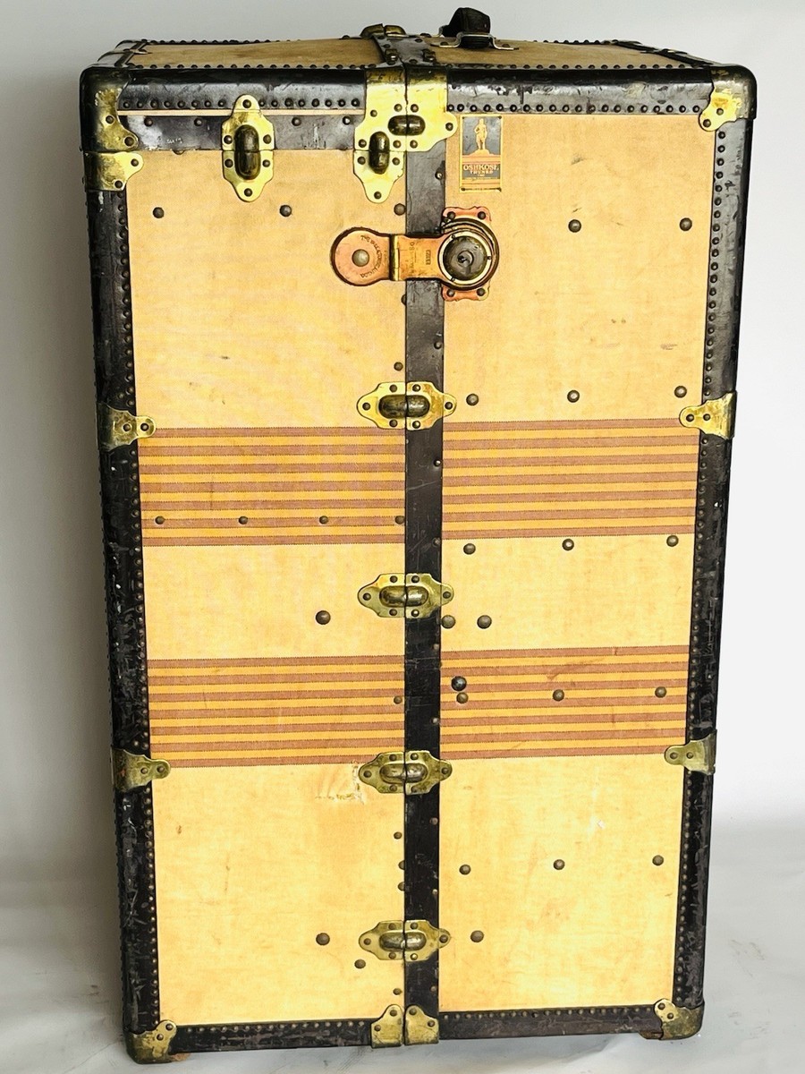 ANTIQUE OSHKOSH WARDROBE STEAMER TRUNK | eBay