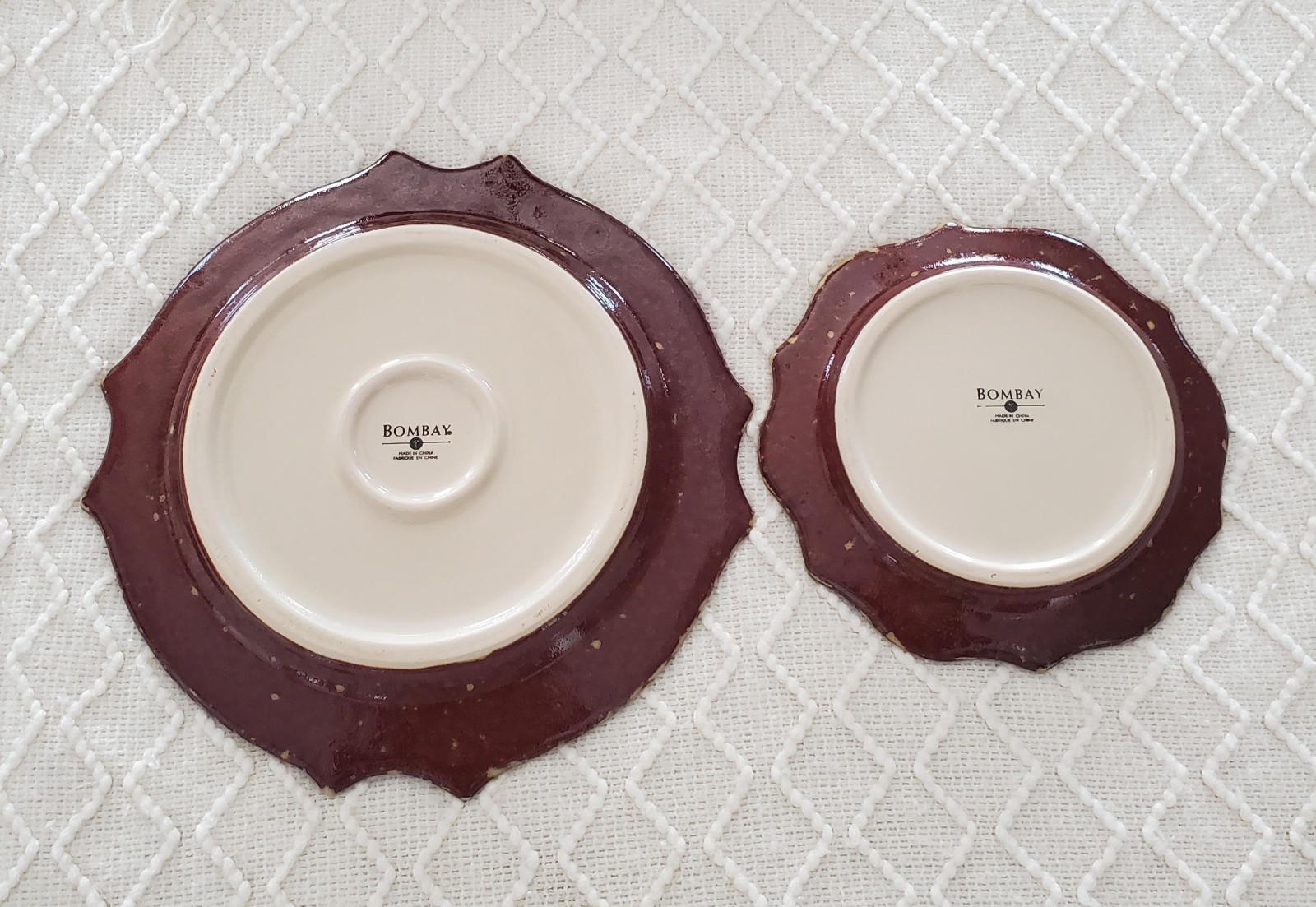 BOMBAY CO-DINNERWARE-DINNER PLATE & SALAD PLATE-BURGUNDY-2 PIECE SET