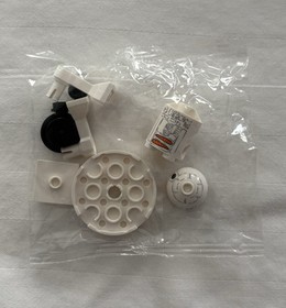 LEGO: STAR WARS (sw0424) Astromech Droid  R2-D2  - From 9509  Set- NEW & SEALED!