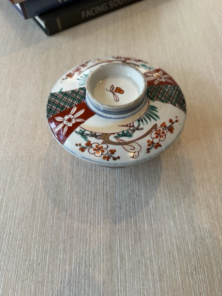 Antiguo tazón de arroz japonés Imari Ware Arita Edo tardío o Meiji temprano (1820-1890) Foto 3 de 4