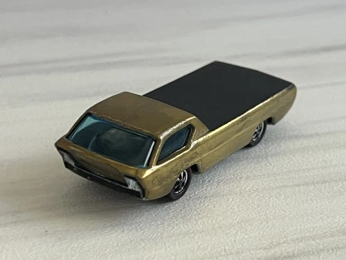 Hot Wheels 1968 Redline Deora HK