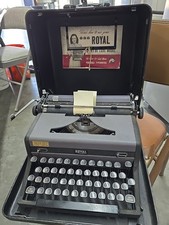 Vintage 1948, ROYAL Portable Quiet De Luxe Typewriter, Black Case, User Manual! thumbnail
