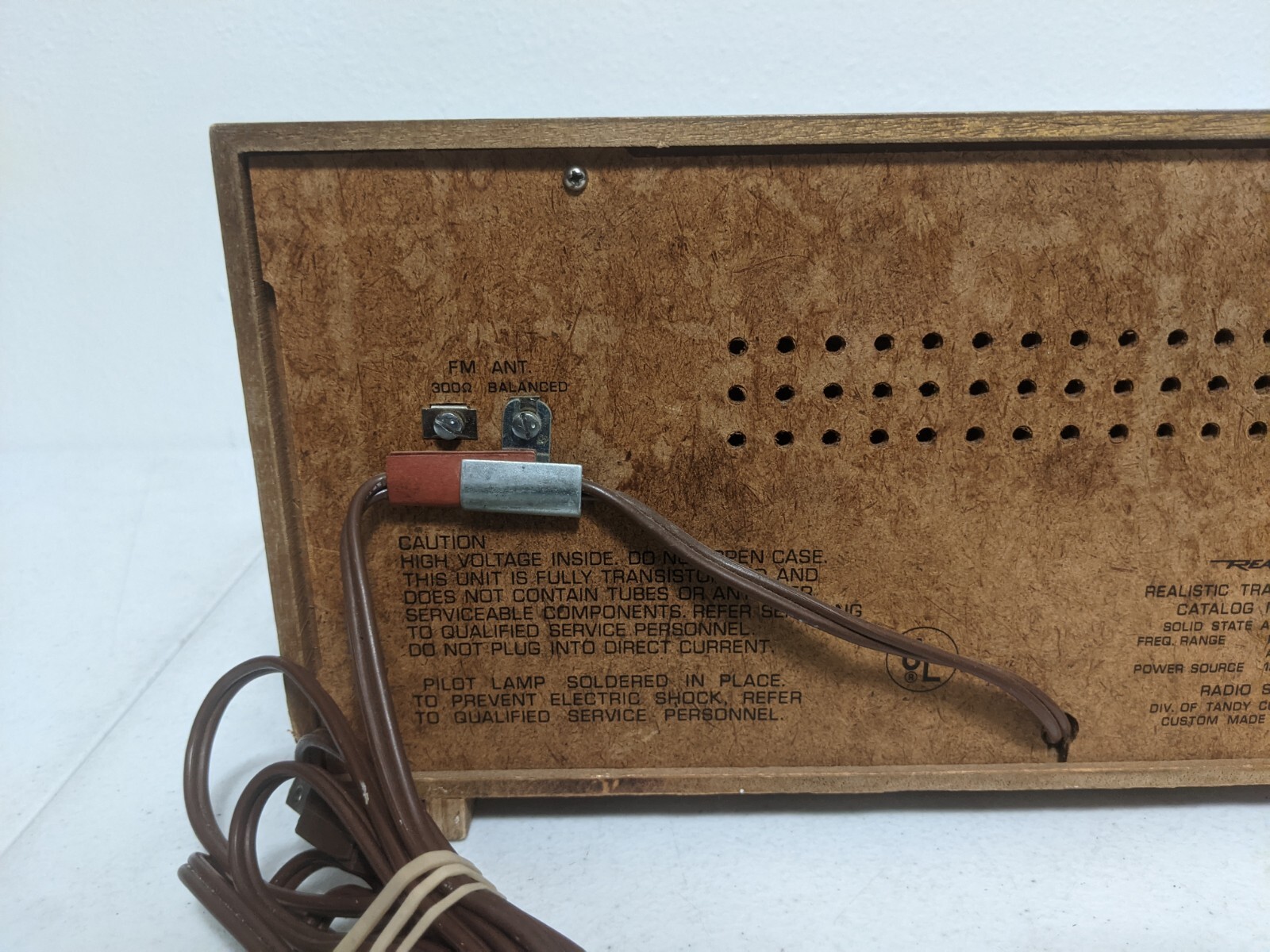 Realistic 12-1481 Vintage AM/FM Radio Alarm Clock Telechron Wood Case ...