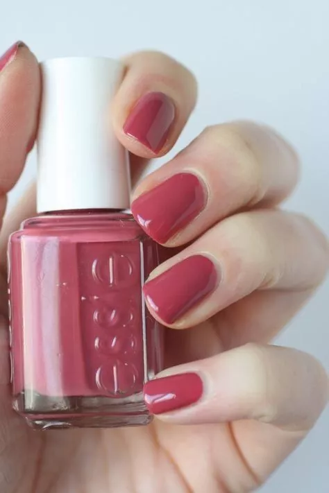 ESSIE IN STITCHES 24 13.5MLS eBay
